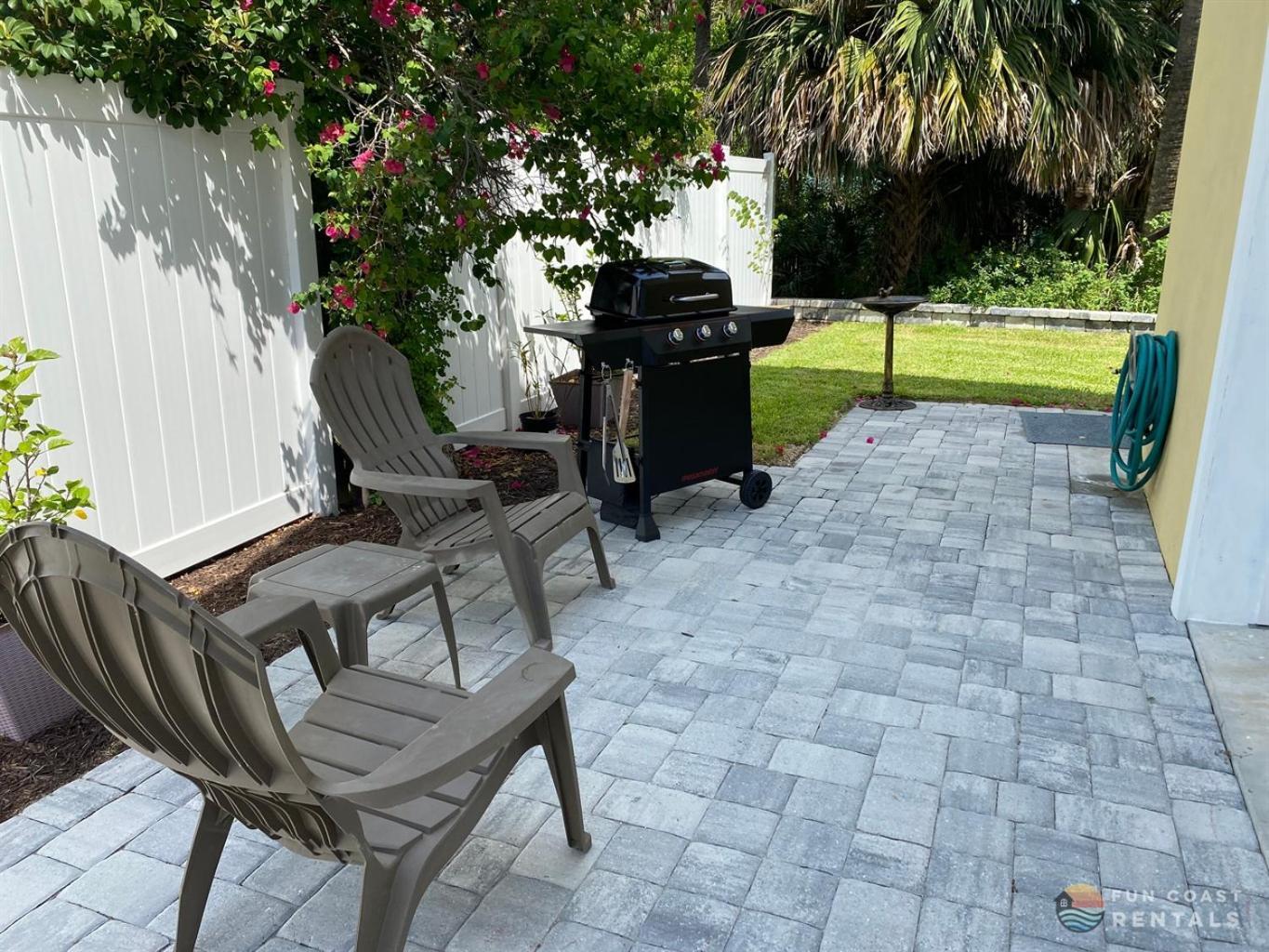 Dog Friendly Loft Steps From Beach With Gas Barbecue Grill And Upstairs Deck! 新士麦那海滩 外观 照片